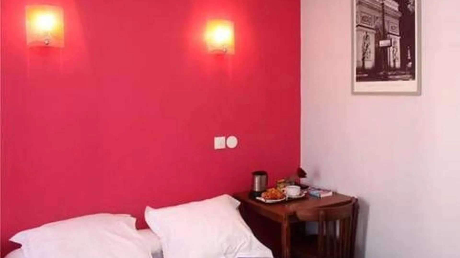 Baudin Hotel 2*
